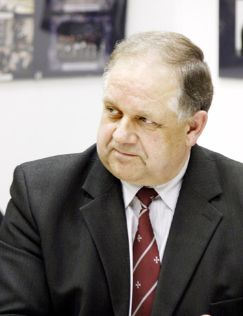 Universiteto laukia fakultetų jungtuvės Universiteto laukia fakultetų jungtuvės