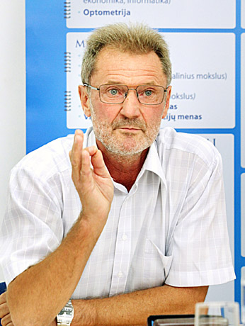 1060 naujų studentų ir naujas rektorius 1060 naujų studentų ir naujas rektorius