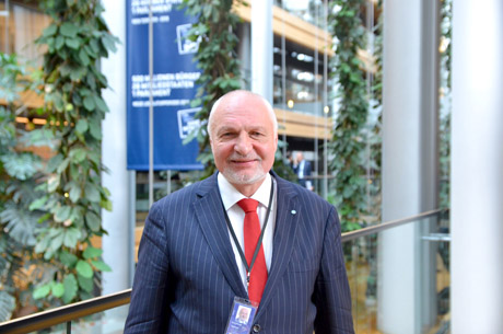 Ką Briuselyje veiks V. Andriukaitis? Ką Briuselyje veiks V. Andriukaitis?