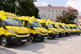 Naujas autobusiukas atiteks Biržų miesto "Atžalyno" mokyklai