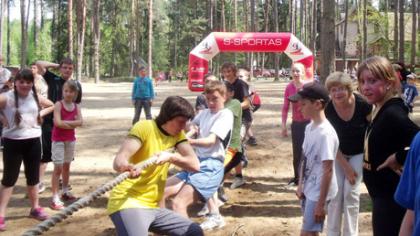 Vaikai ir mokytojai dalyvavo „Bubių pavasario“ žaidynėse