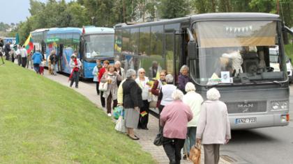 Į Baltijos kelio jubiliejaus minėjimą – pusketvirto autobuso šiauliečių