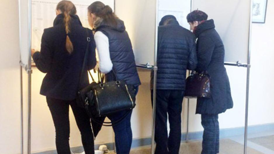 Rinkimai: pažeidimų nepastebėta Rinkimai: pažeidimų nepastebėta