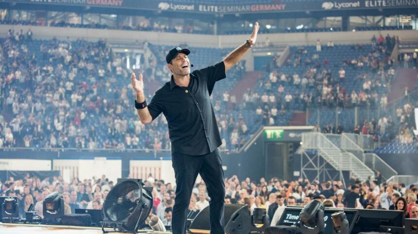 070619tonyrobbins-3730