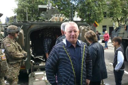 7nuotraukapriekarinestechnikosbirzuose