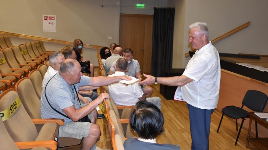 susirinkimas-birzuose