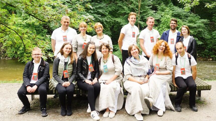 birumiestoventejebussurengtaspirmasispaziukoteatropasirodymasvvorienesnuotr