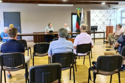 paminklo-susitikimas