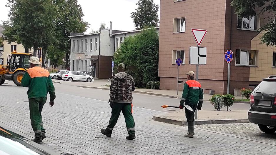 darbobiros-darbininkai