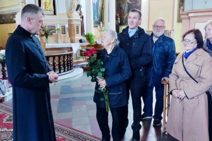 klebonasveikinachoras