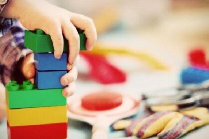 did-you-know-play-aids-brain-development-kids-check-out-these-7-toys-boost-child-s-brain-activity