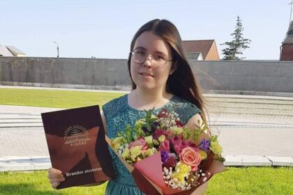 vestinakaraliuteasmenalbumnuotr