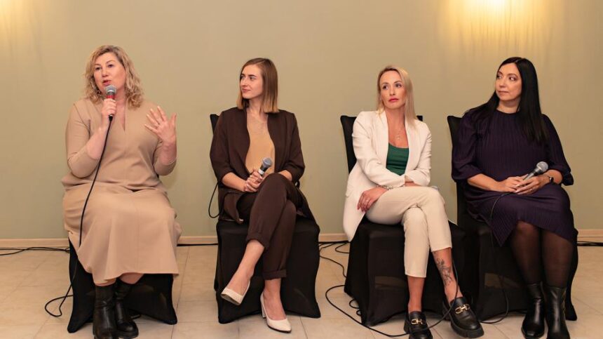 verslomoterys-keturios-kopija