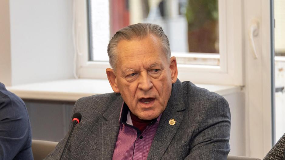 jakubenasnaujaskadruotas