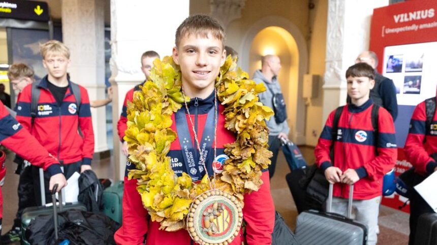 vakariskiseliunasnauja